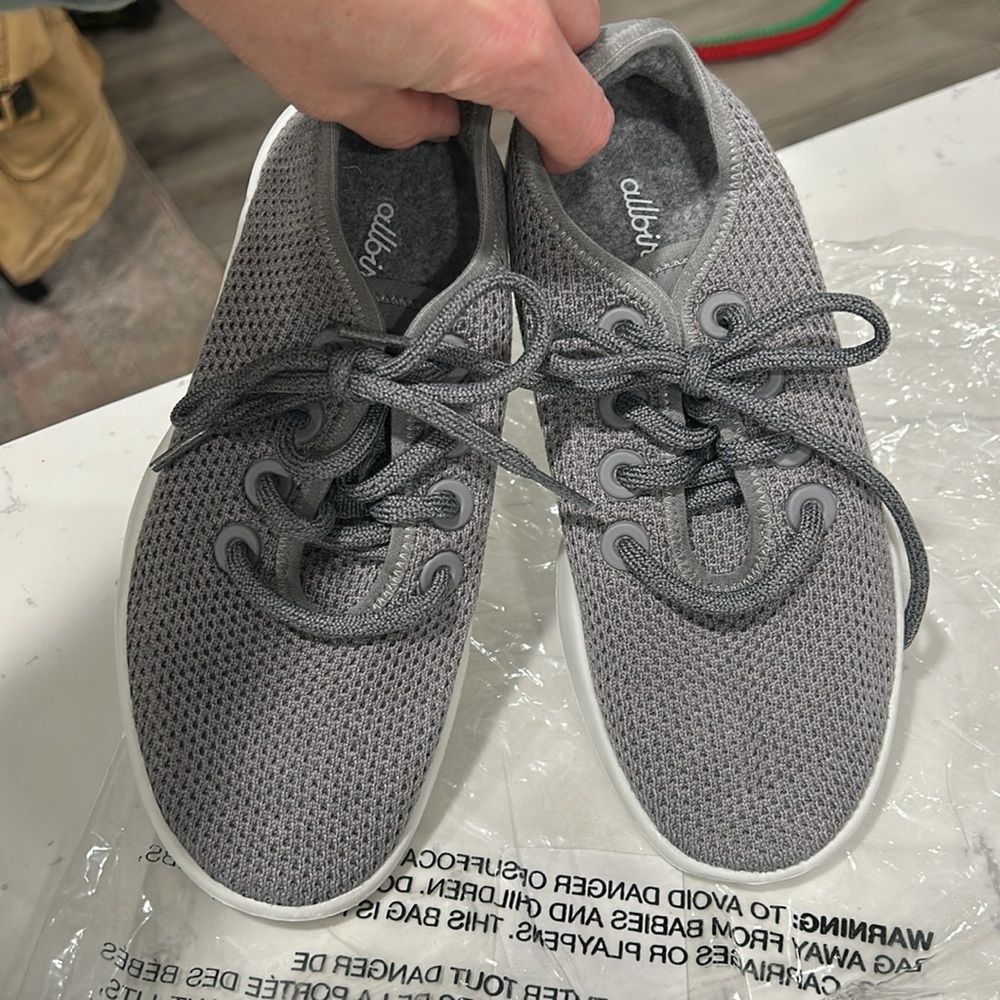 Allbirds Women's Tree Runners, NEW. - Picture 8 of 10